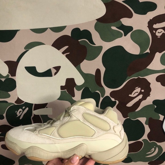 Yeezy 500 main image 4